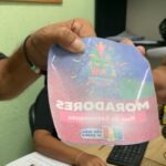 Com ruas fechadas...