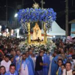 Milhares de pessoas...